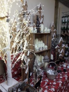 Christmas shop at Woodside
