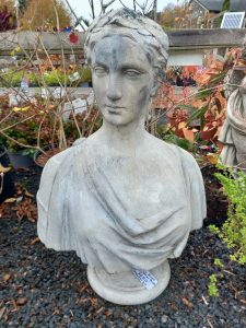 This is a gorgeous vintage bust of a lady on a round base. A heavy and impactful garden piece of statuary. Height approx 70cm £450. REF PAX25-07
