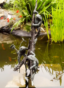 A beautiful vintage mid century bronze water feature of spouting frogs on a branch. Each frog has a spouting mouth and are piped separately. Would also work as a garden feature without being installed as a water feature. A very eye-catching and attractive focal point for any garden. A water pump and sump are required to instal this item as a water feature. Height approx 120cm £4500