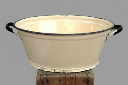 Medium Enamel Tub
